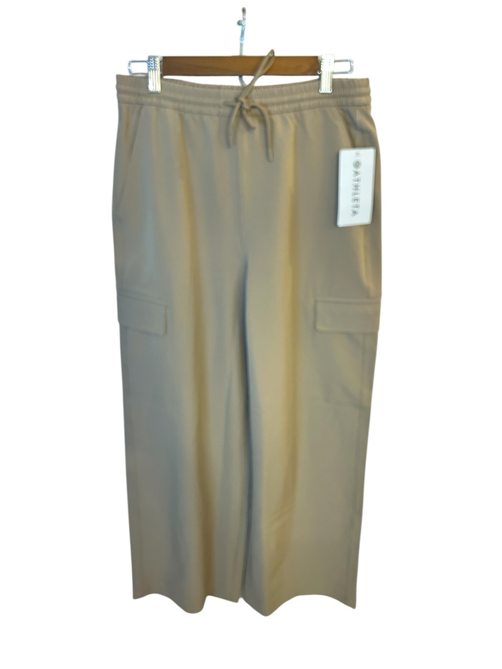 Athleta Wide Leg Cargo Pants Taupe Drawstring Travel Lounge Women’s Small NWT
